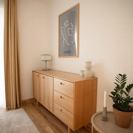 Rodinny Apartman S Balkonem