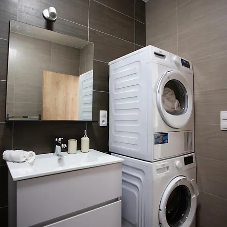 Rodinny Apartman S Balkonem דירה Černá v Pošumaví