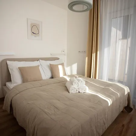 Rodinny Apartman S Balkonem דירה *