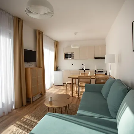 Rodinny Apartman S Balkonem דירה Černá v Pošumaví