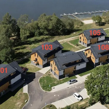 Malé Lipno 1084 Appartamento